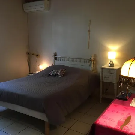 Bed and Breakfast Entre Mer Et Montagne *